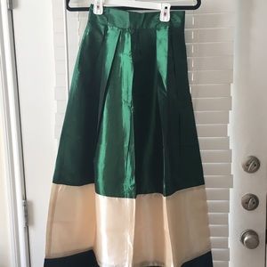 Tri-colored skirt